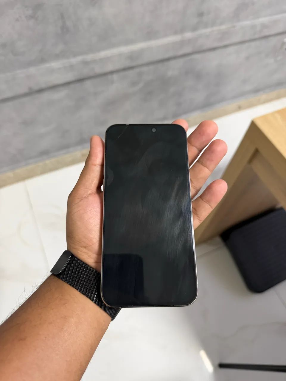 iPhone 15 Pro Max semi novo - Foto 2