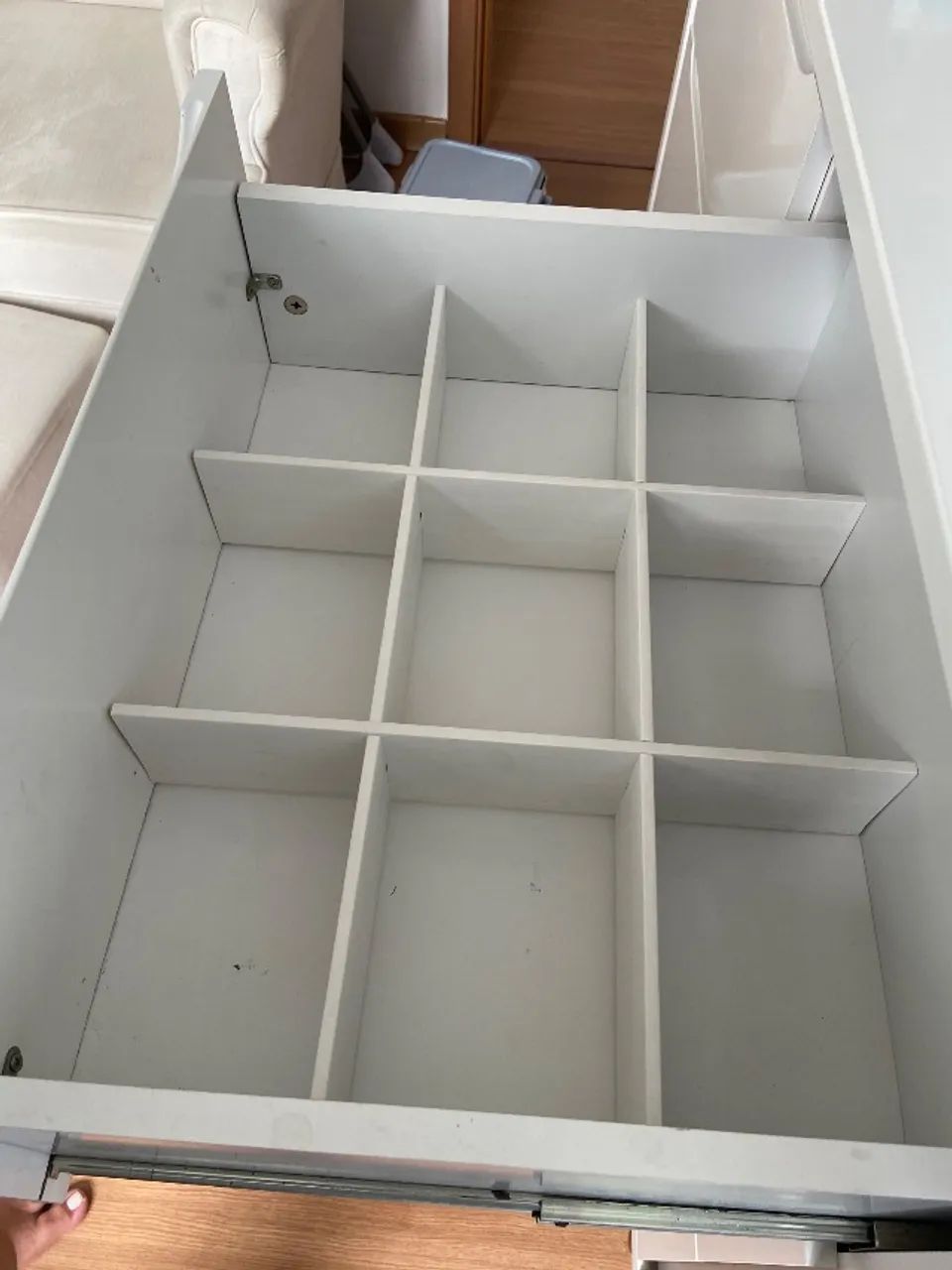 Cômoda com 6 gavetas  - Foto 4