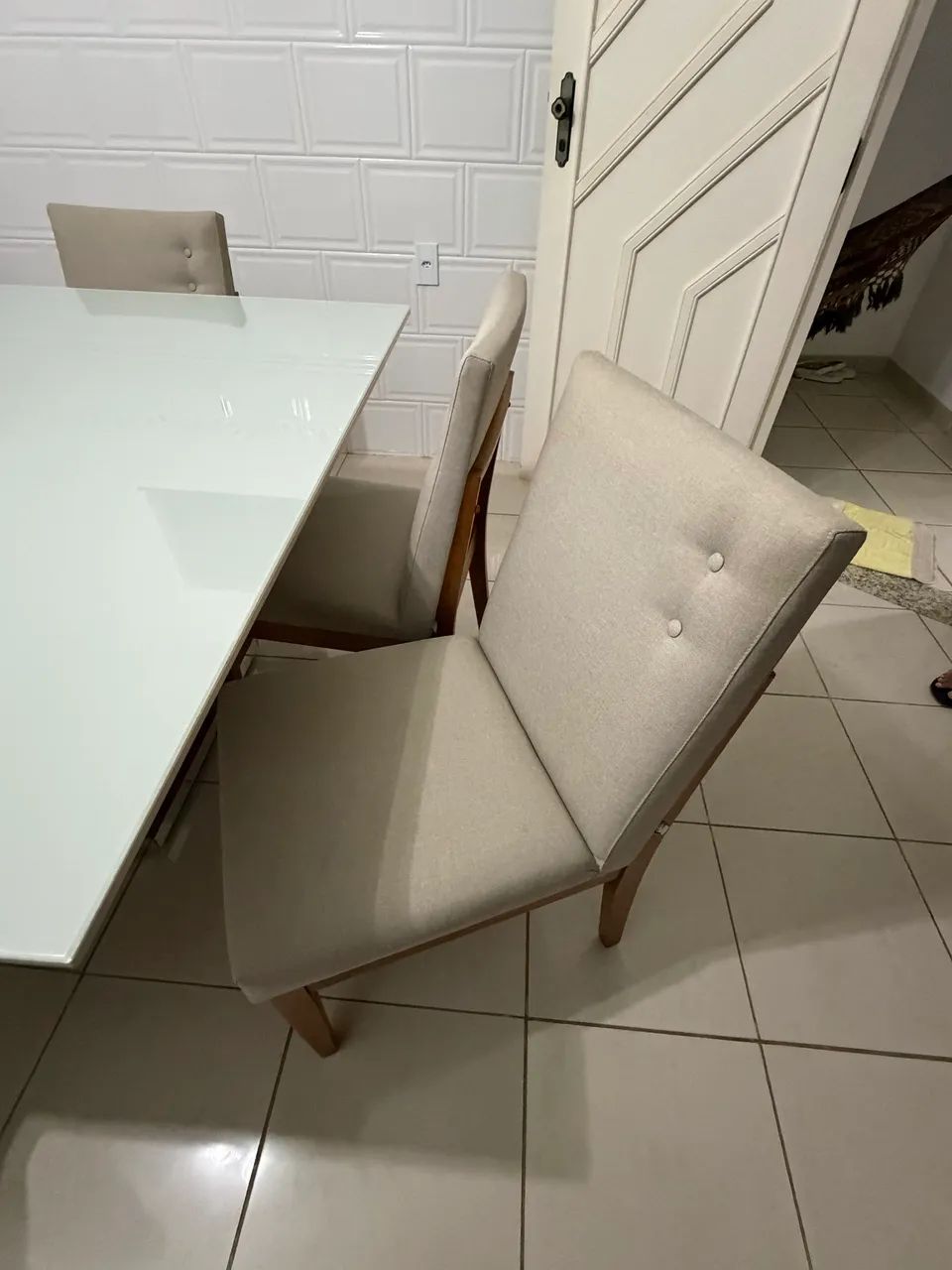 MESA 6 CADEIRAS MADEIRA  - Foto 3