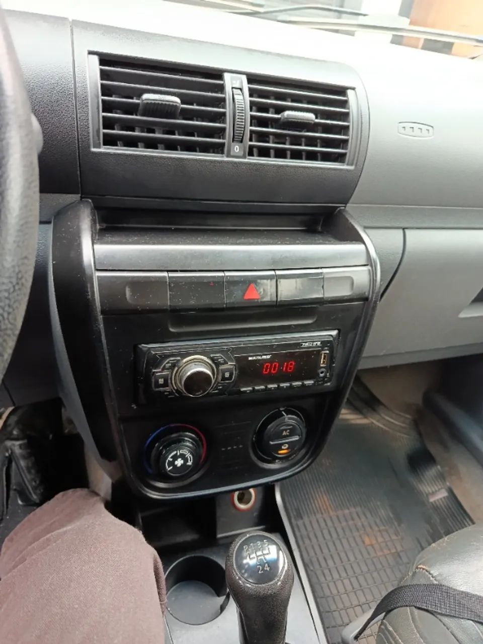 Volkswagen Spacefox 1.6 8V FLEX 2009