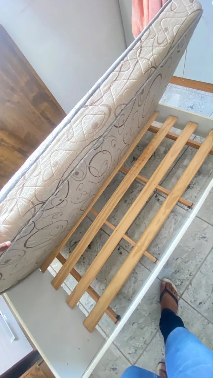 Cama infantil com colchão  - Foto 4
