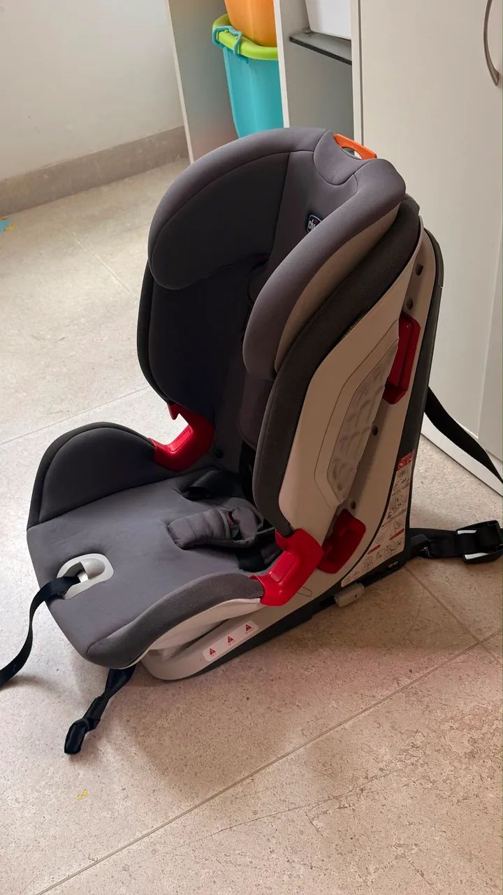 Cadeirinha de carro Chicco Youniverse Fix - Foto 4