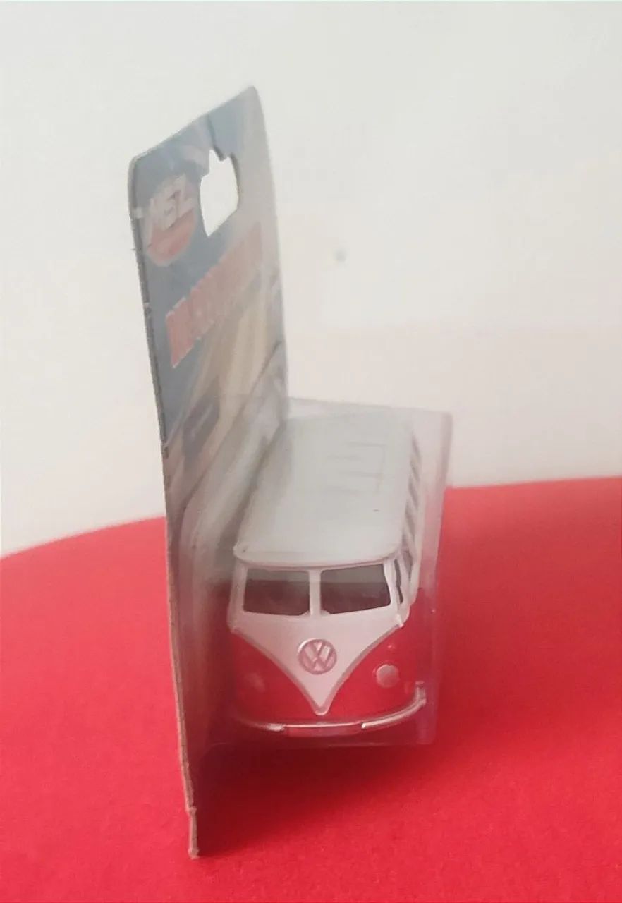 Miniatura Kombi Vermelha  - Foto 3