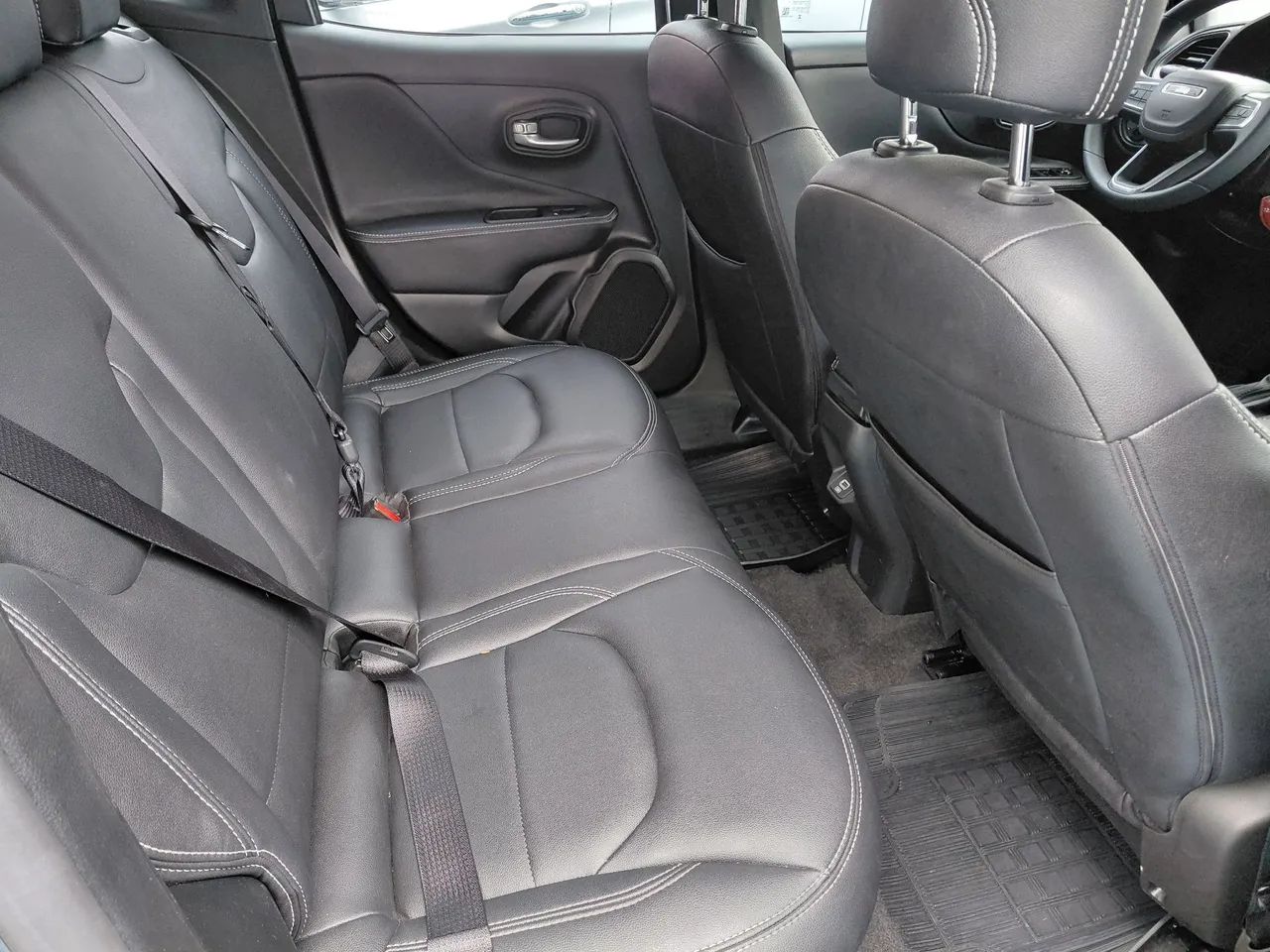 Jeep Renegade T270 1.3 TB 4x2 Flex Aut., foto 11 de 20