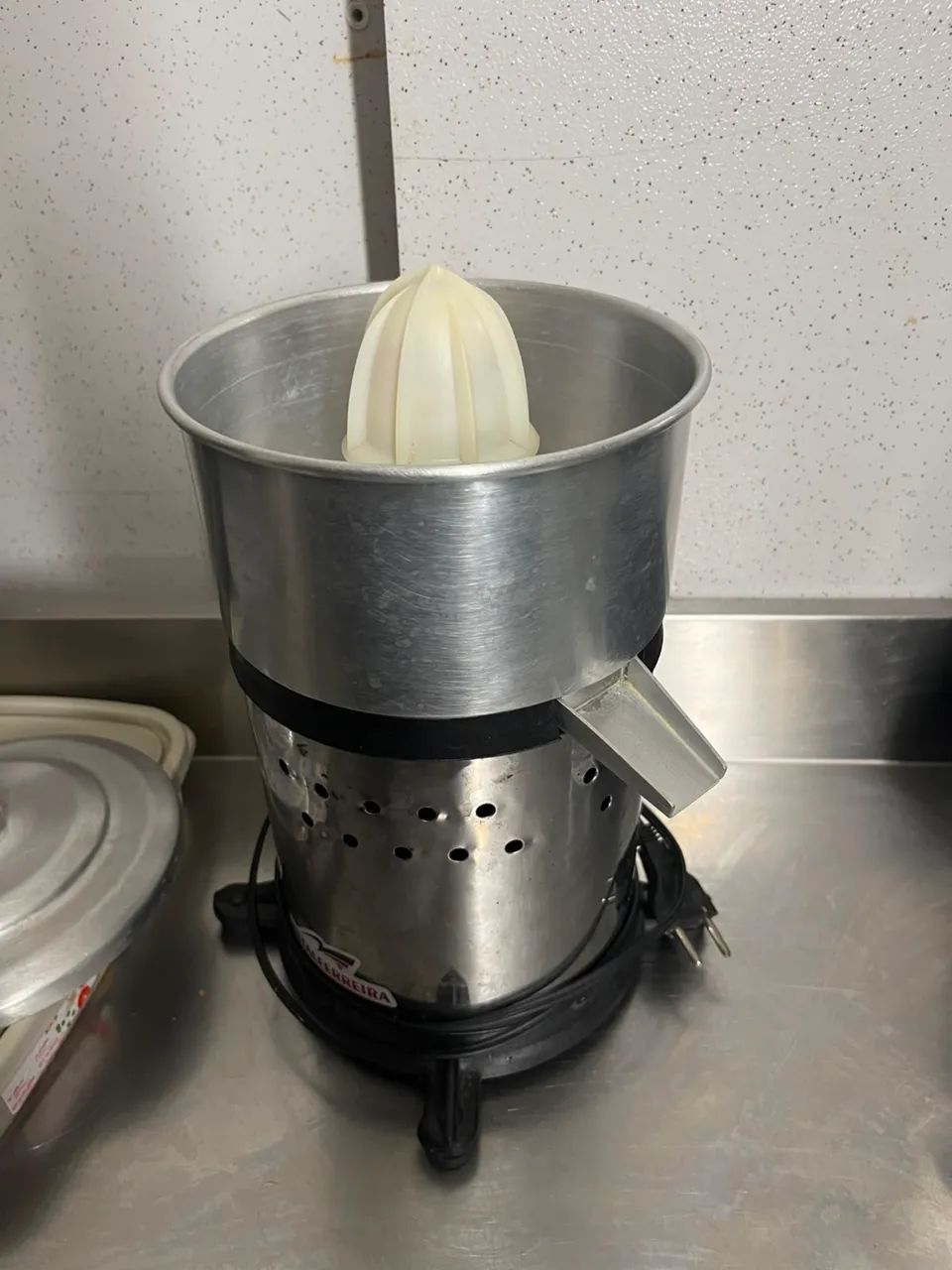 Espremedor industrial Extrator suco de laranja em inox - Foto 4