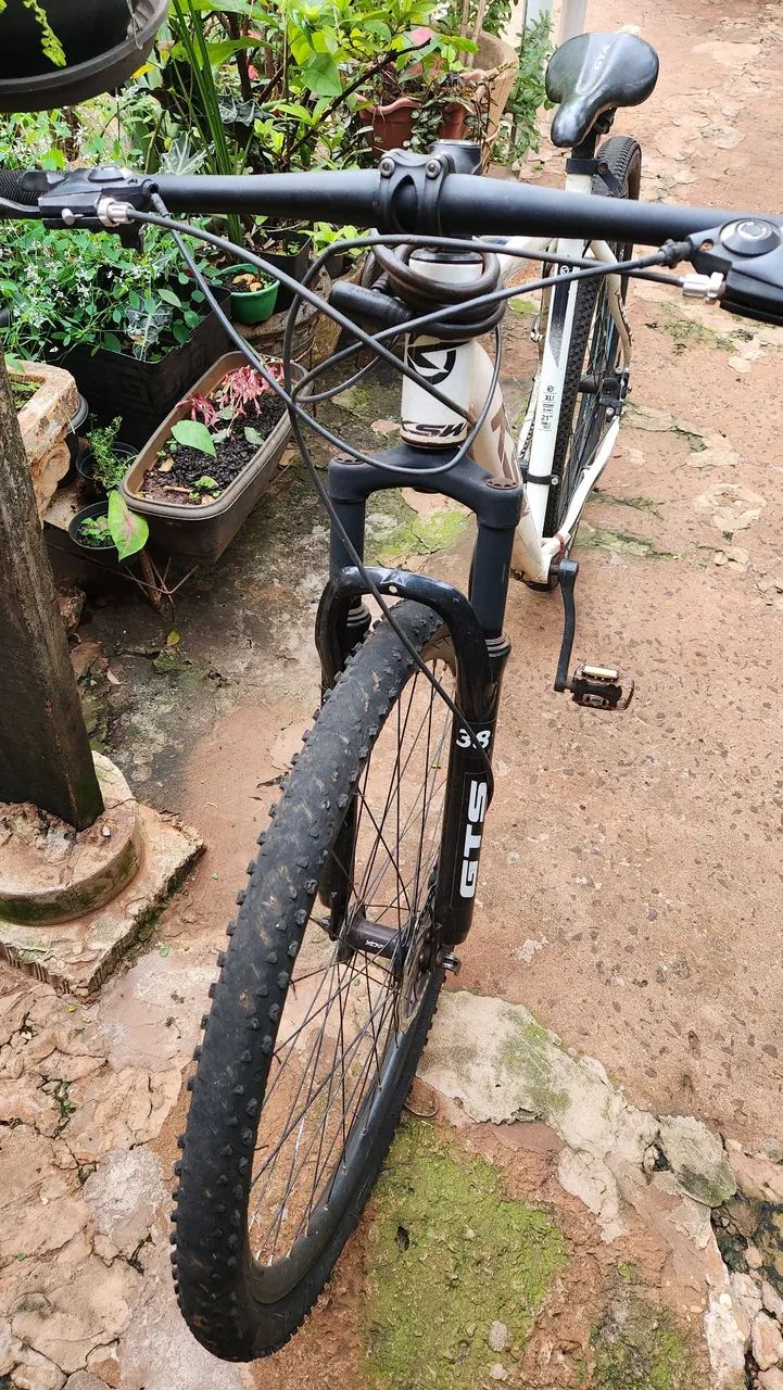 Bicicleta KSW aro 29, quadro 21 branca - Foto 3