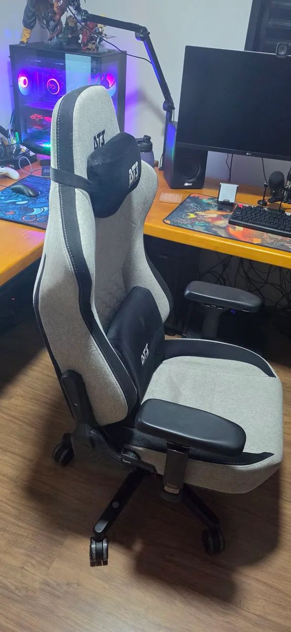 DT3 Royce Chair
