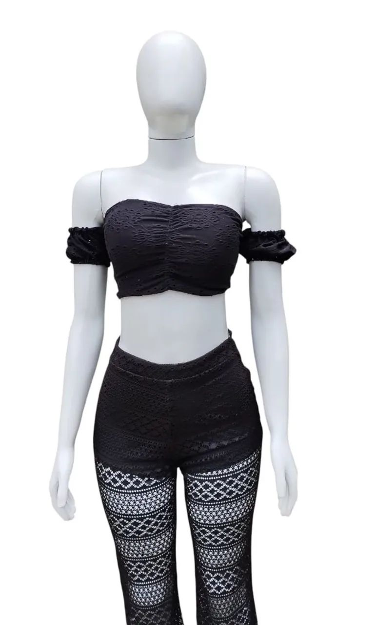 Conjunto Preto Cropped+ Calça Preta Renda P - Foto 4