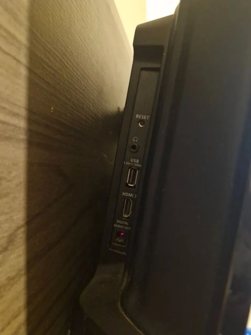 Smart TV AOC Roku 32 Polegadas HD (Com Controle e Pés Originais) - Foto 2