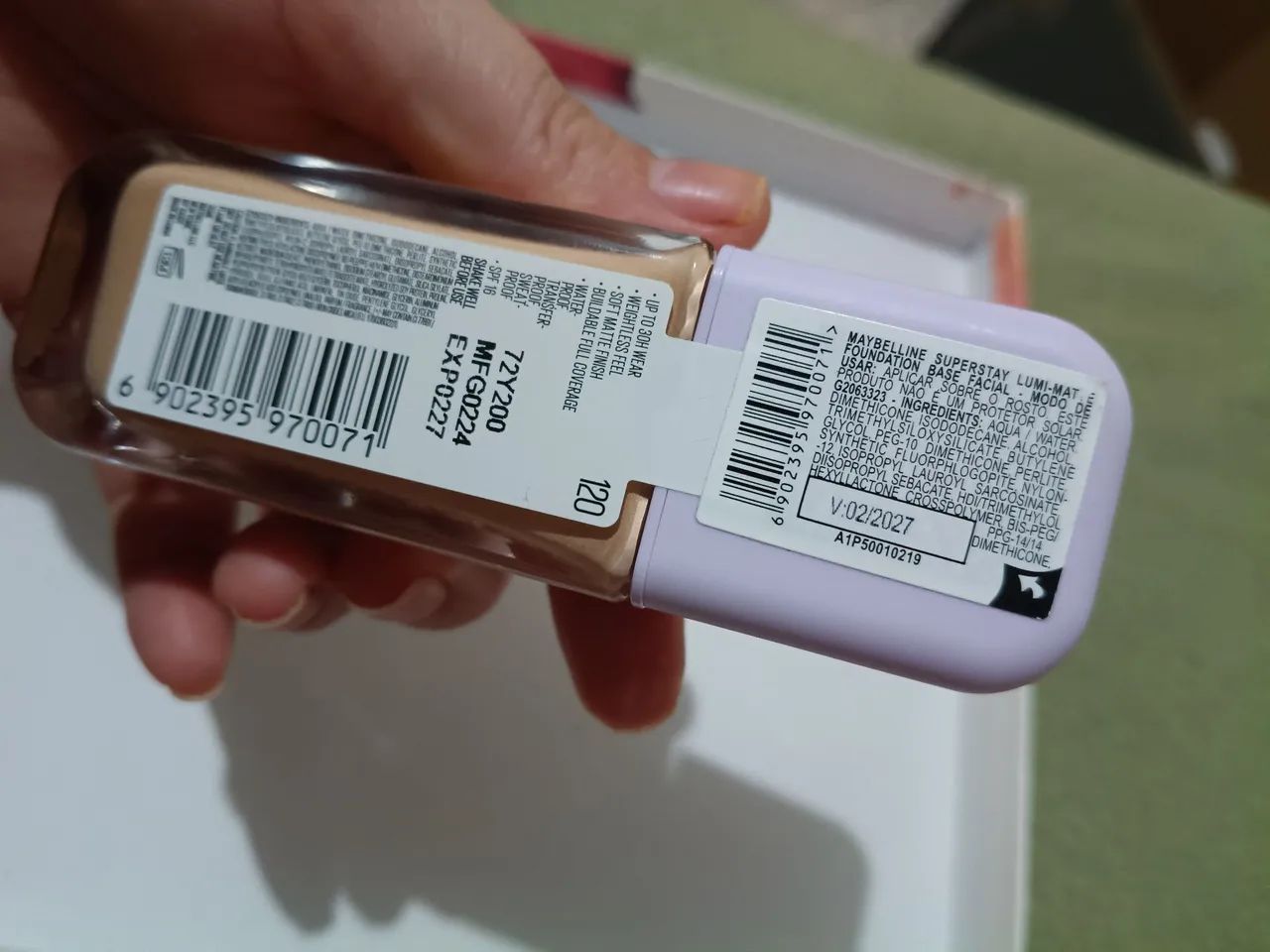 Base Maybelline lacrada - Foto 3