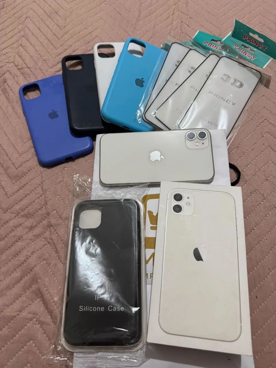 iPhone 11 256gb bateria 87% com caixa original + 5 capinhas 4 películas  