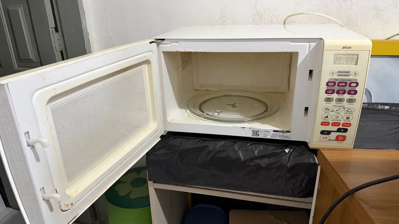 Micro-ondas Brastemp Ative - Funcionando Perfeitamente - Foto 2