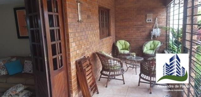 Casa com 3 quartos, 360 m² em pau amarelo, próximo a praia, toda reformada e com piscina - Foto 4