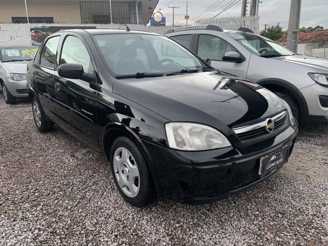 Corsa sedan 2011 1.4 premium o TOP - Foto 2