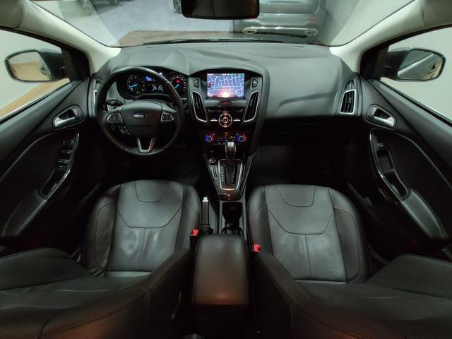 Focus titanium hatch 2016 c/44.000km automático. léo careta veículos - Foto 10
