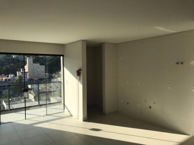 Aptos com 02 dorm. sendo 01 suite 700m mar!!! Morretes Itapema