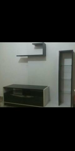 Vendo uma estante semi nova