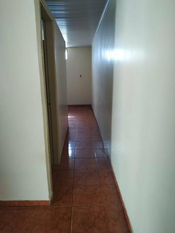 Aluguel/$ 650,00 _fora água e luz - Foto 2