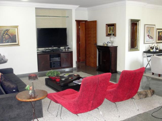 Apartamento 3 quartos, 2 garagens, 198 m² no Setor Bueno - Foto 2