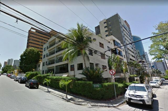 Edifício Frota Pinto, Rua Silva Paulet, 310, próximo a Praia