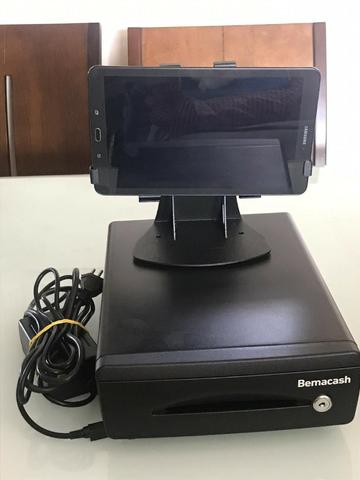 Tablet galaxy tab E com suporte
