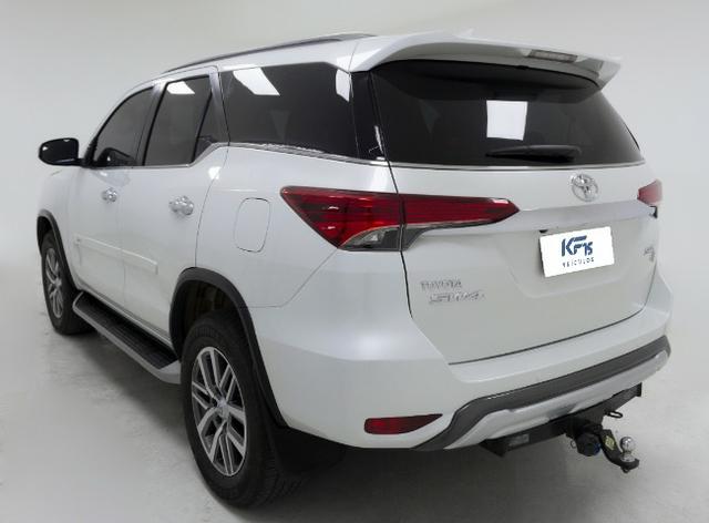 Hilux SW4 2.8 SRX Diesel 4X4 2016 Branca Completa 7 Lugares - Foto 3