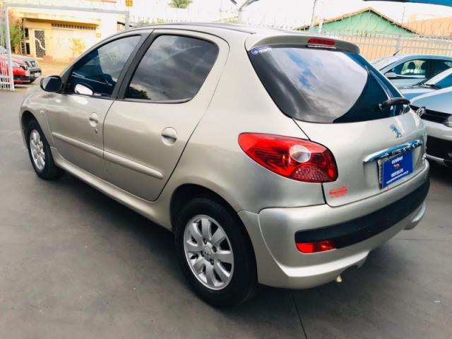 PEUGEOT 207 1.4 XR 8V FLEX 4P MANUAL 2010 - Foto 3
