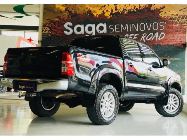 TOYOTA HILUX CD4X4 SRV - Foto 4