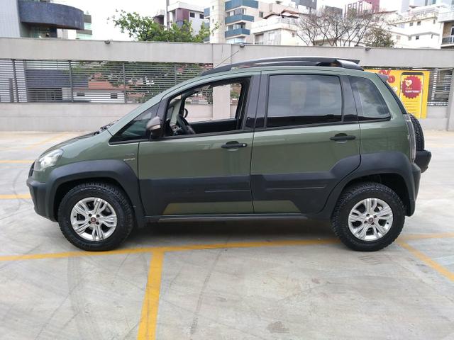 Fiat Idea Adventure 1.8 E-Torq 2011 Automatico (Dualogic) - Foto 2