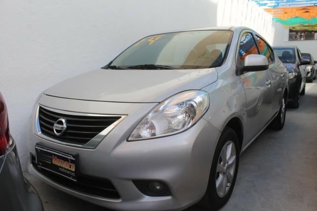 Nissan Versa Sl 1.6 Completo _ mensais 499,99