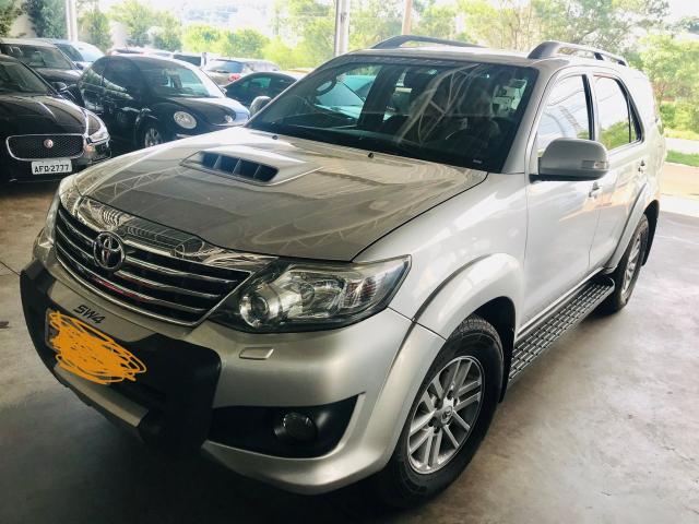 TOYOTA HILUX SW4 2013/2013 3.0 SRV 4X4 7 LUGARES 16V TURBO INTERCOOLER DIESEL 4P AUTOMÁTI