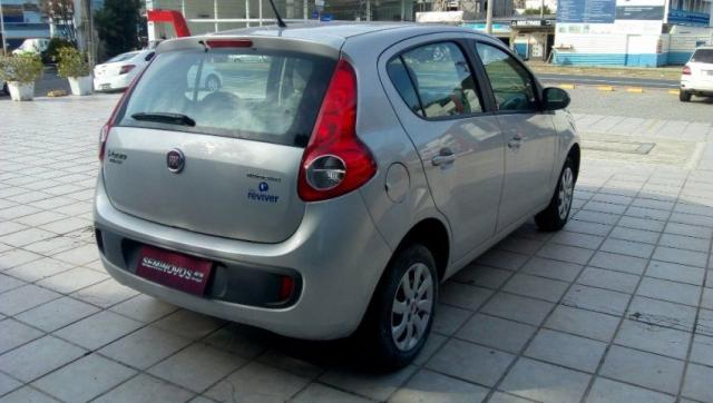 FIAT PALIO NOVA GERAÇÃO ATTRACTIVE 1.0 8V EVO FLEX Prata 2015/2015 - Foto 4
