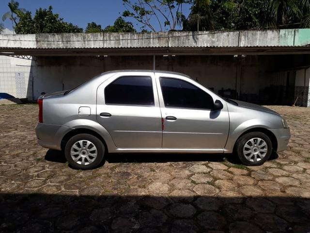 Renault Logan - Foto 6