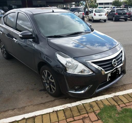 Nissan Versa SL Automático CVT 2016/2017 - Foto 2