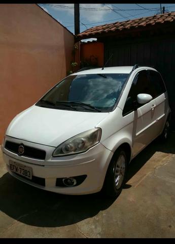 Vendo ou troco Fiat idéia Actrative - Foto 2