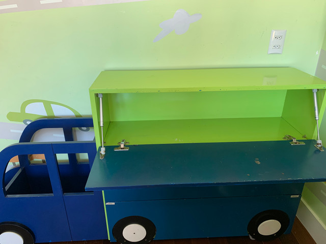 Escrivaninha e estante para quarto infantil - Foto 2