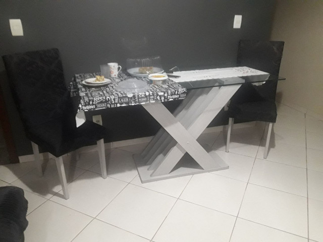 Vendo mesa e painel