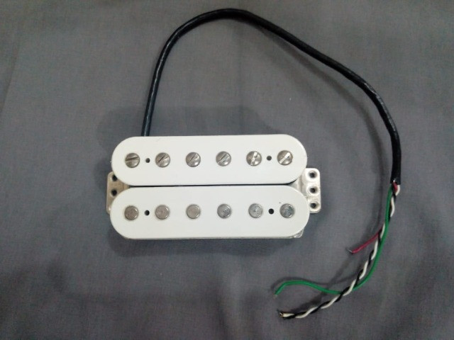 fender noiseless bass pickups