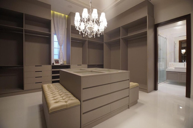Mansão Cinematográfica - 490m² - 5 suítes - Mobiliada e Decorada - Foto 9