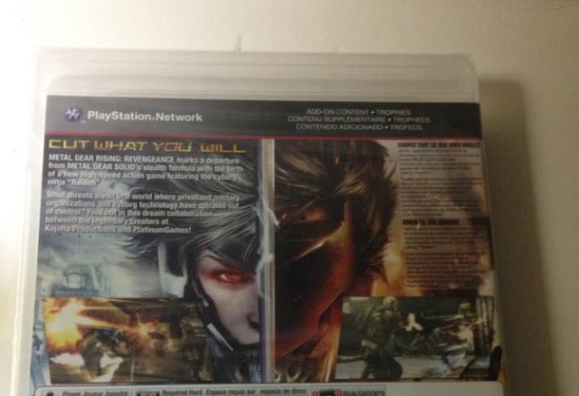 Metal Gear Rising PlayStation 3 ps3 mídia física lacrado - Foto 2