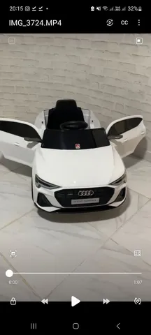 Aluguel Mini Carro Elétrico Infantil com Controle Remoto Audi 12v