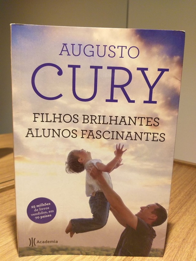 Livro: "Filhos Brilhantes, Alunos Fascinantes" - Augusto Cury - Livros ...