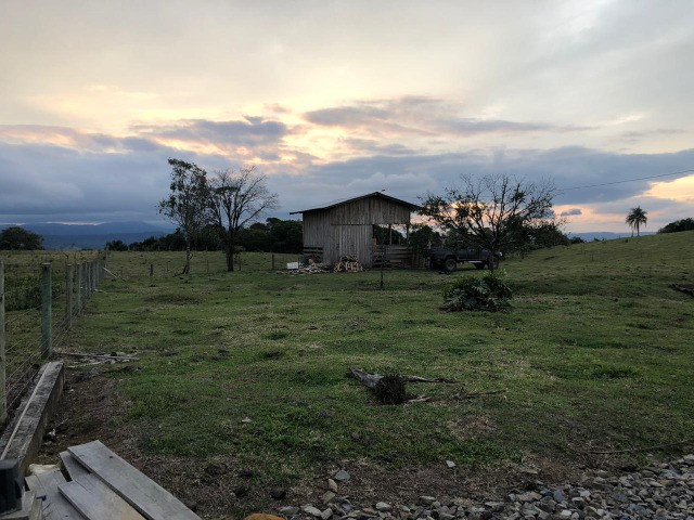 Sitio com 4Hectares e Poço Artesiano - Foto 2