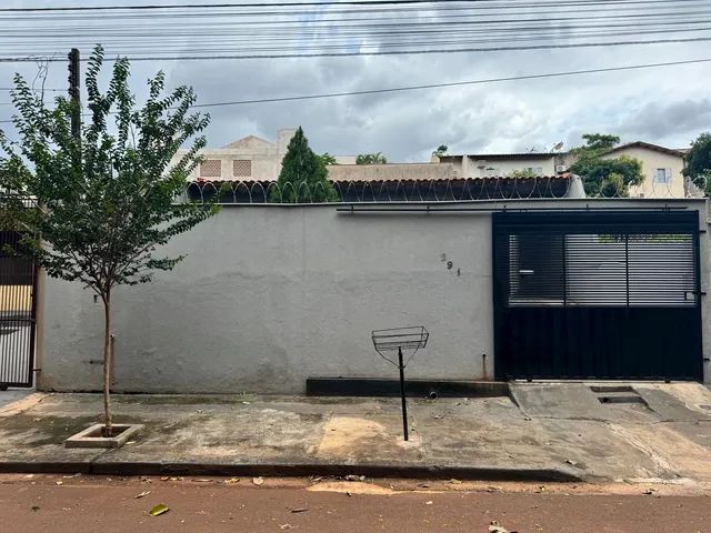 Captação de Casa a venda na Rua Belo Horizonte - até 998/999, Centro, Londrina, PR