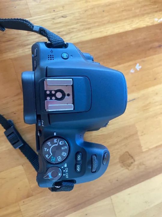 Câmera Canon SL2 + lente 18-55mm - Foto 4