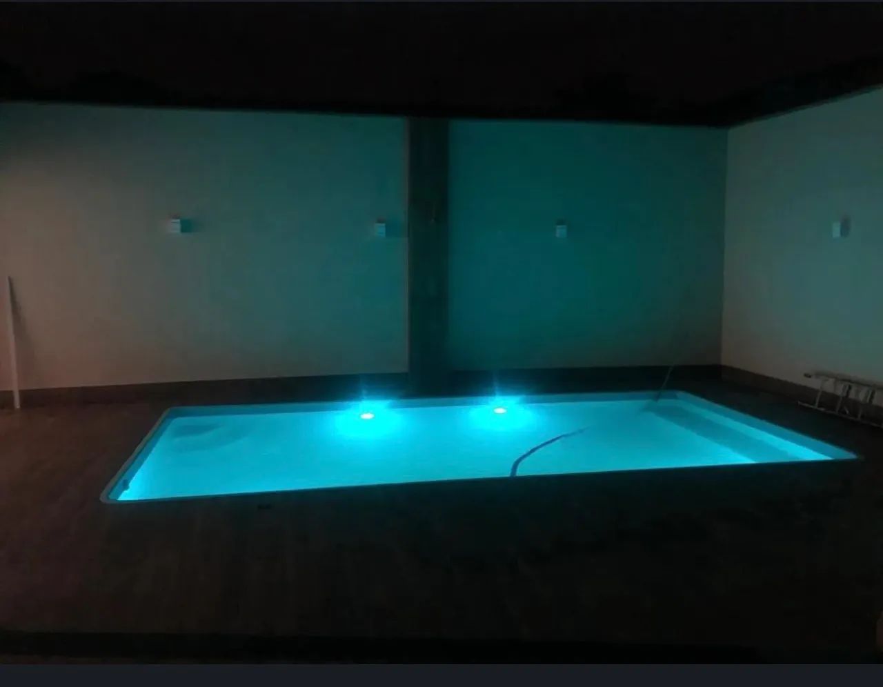 Piscina de fibra 5 metros instalada + Kit filtrante 