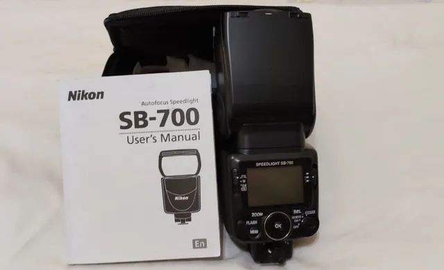 Flash Nikon Speedlight SB-700 - completo - Novo