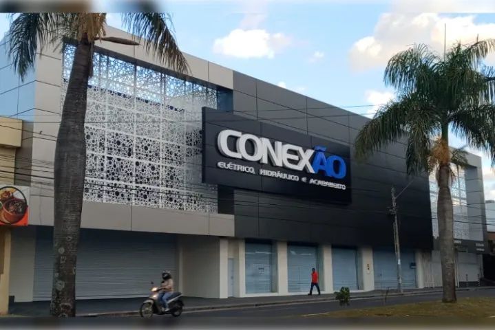 Fachadas, Letreiros interno e externos - Foto 2