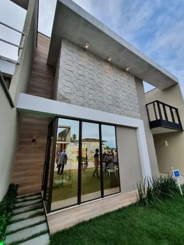 Casa de condomínio para venda tem 148 metros quadrados com 3 quartos