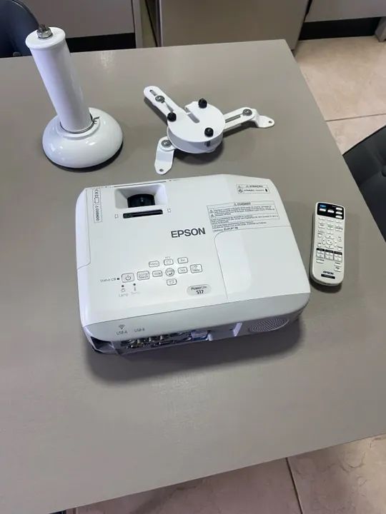 Kit Projetor Epson PowerLite S17 NOVÍSSIMO